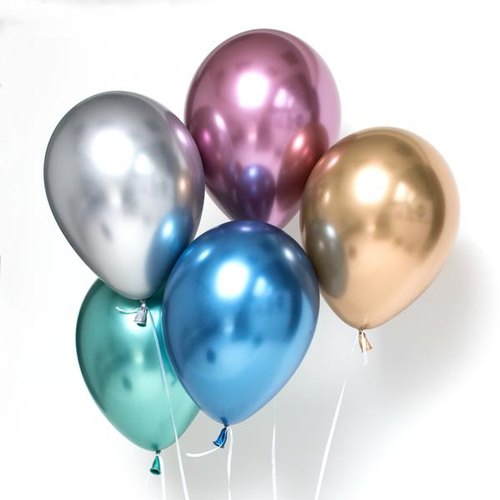 Simple Chrome Balloon Decoration