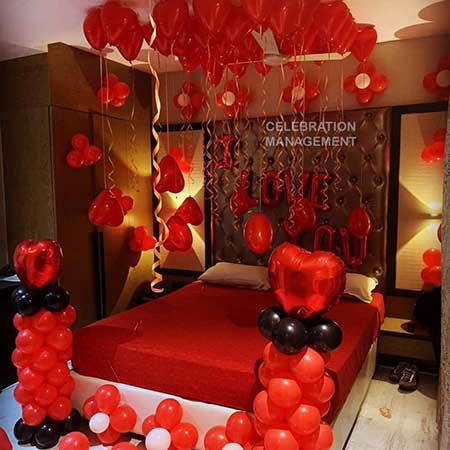 Romantic Room Decoration for Couple