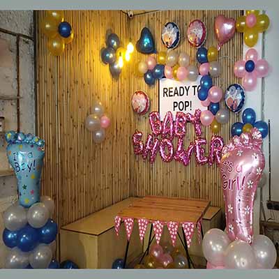 Ready to Pop Balloon Decoration