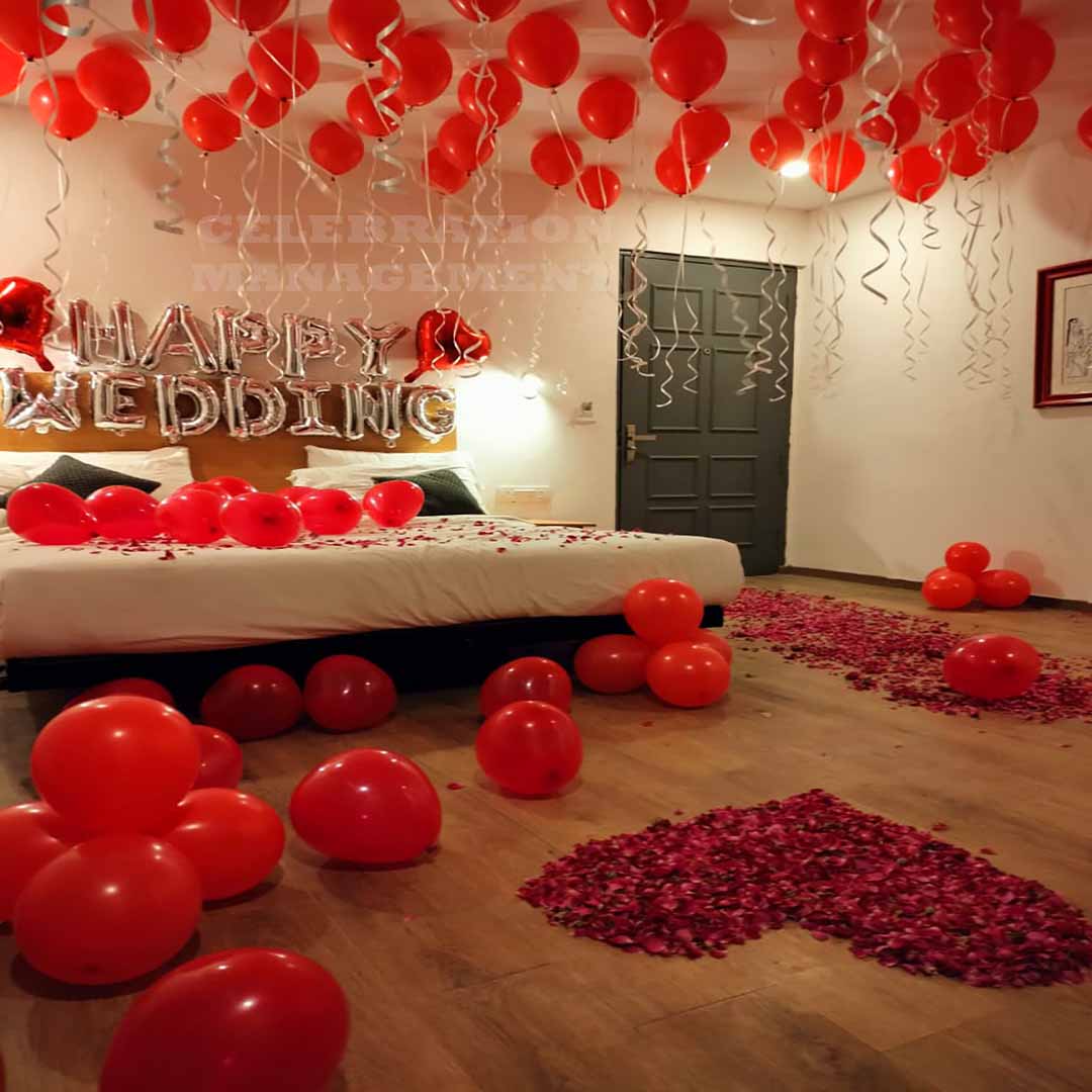 Simple 1st Night Decoration