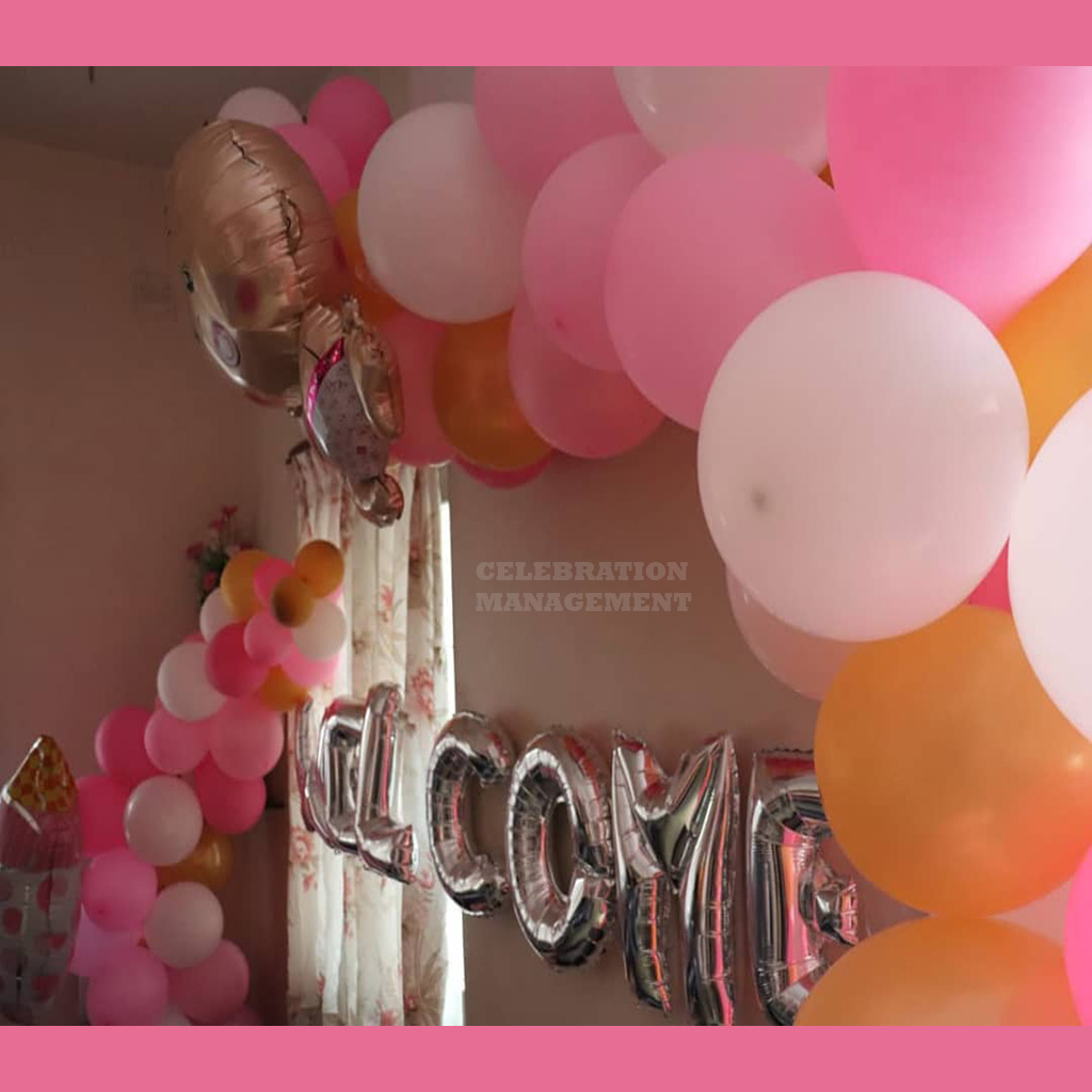Celebrate Baby Arriving Decor 
