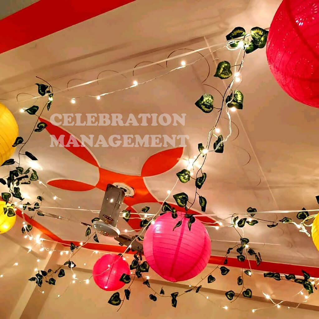 Lanterns with Artificial Leaf Decoration